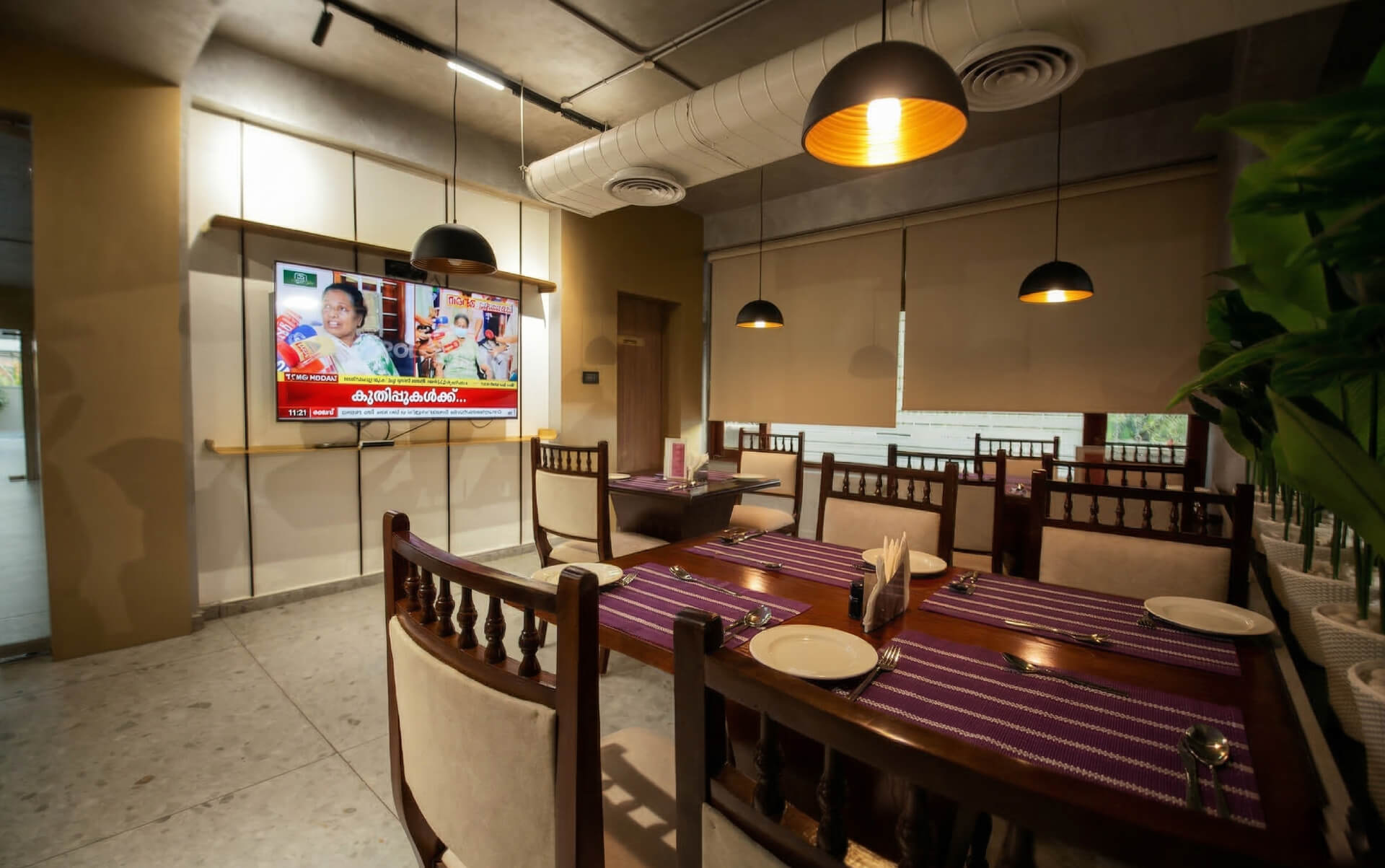 Indraneelam Family Restaurant4