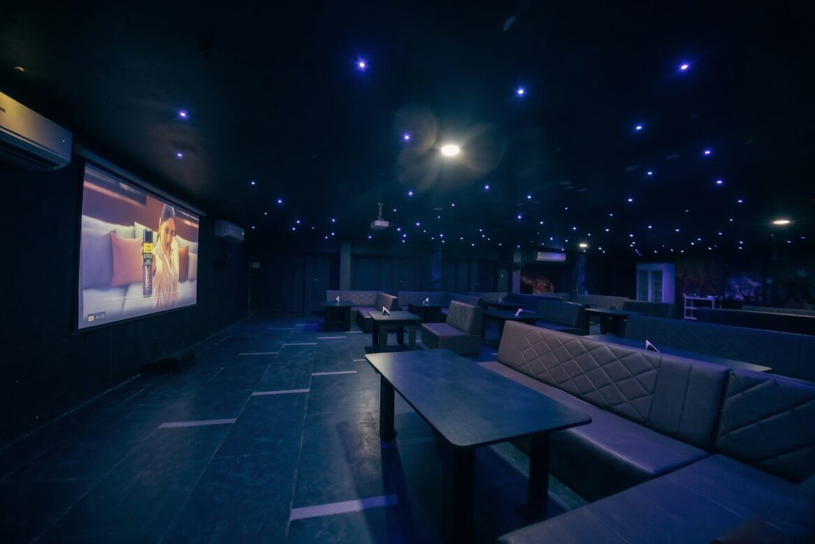 The Blue Thunder -img1